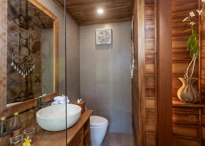 Edge Of By Genuinehost Lodge Ubud